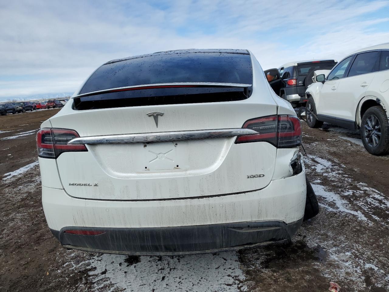 2018 TESLA MODEL X - Фото 6