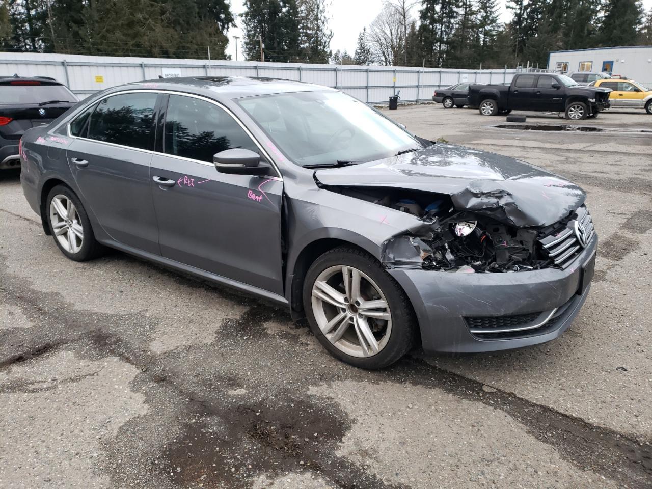 2014 VOLKSWAGEN PASSAT SE - Фото 4