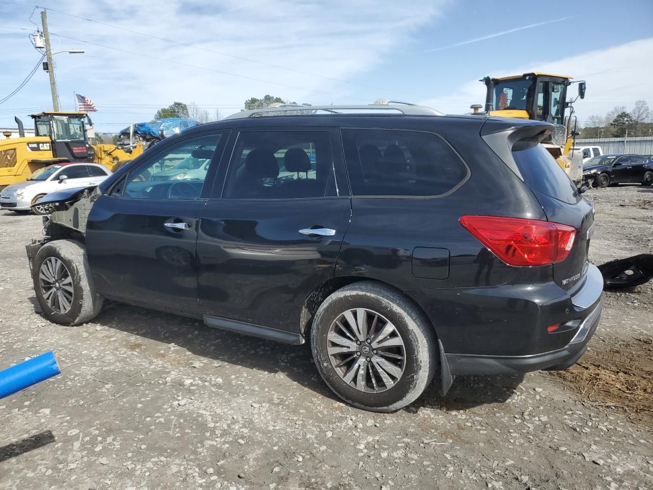 2017 NISSAN PATHFINDER - Фото 2