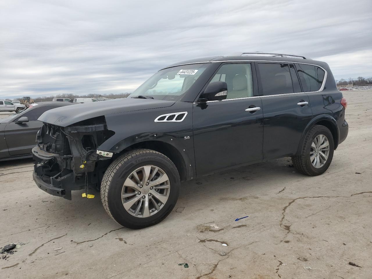 2017 INFINITI QX80 BASE