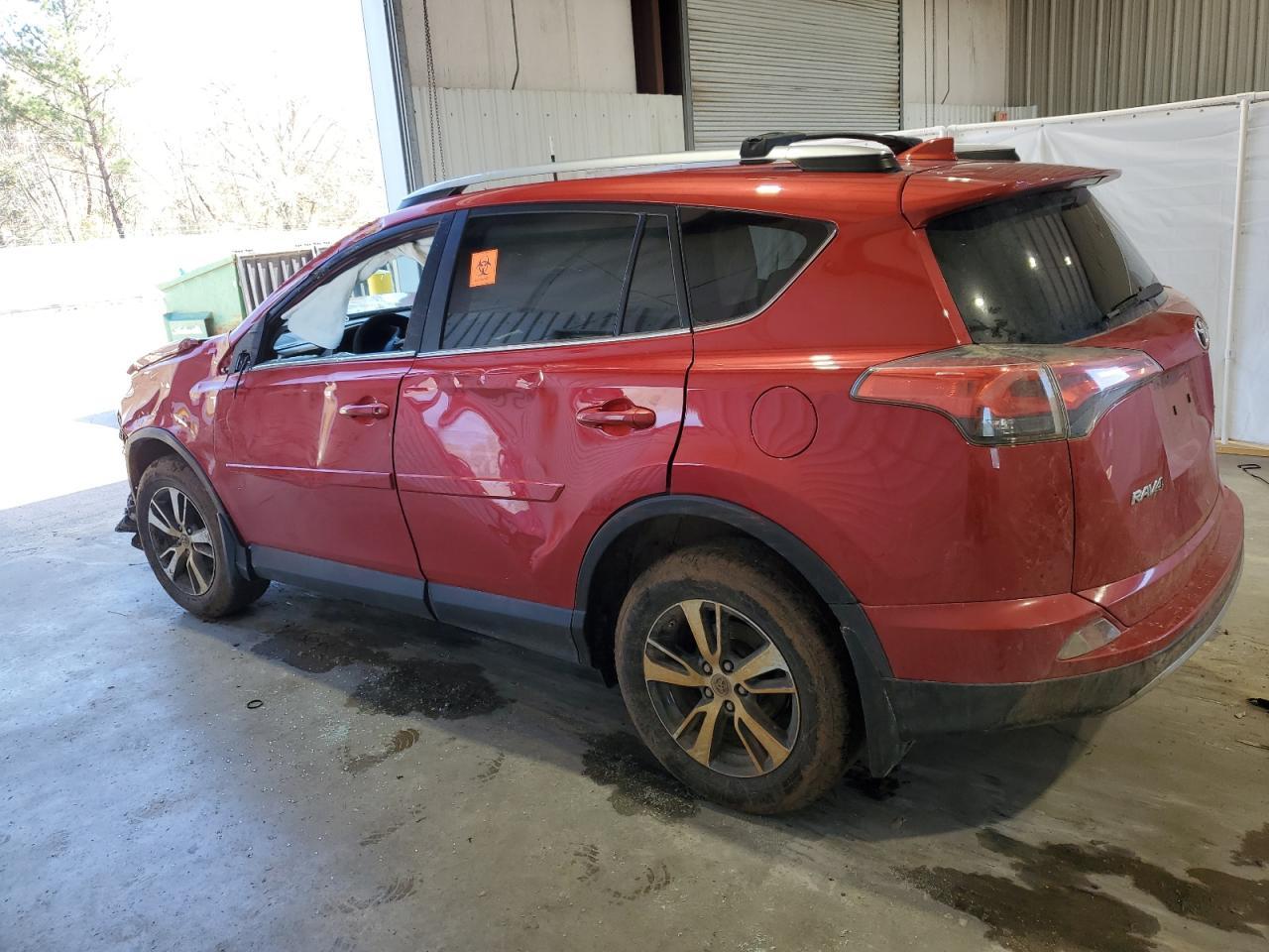 2017 TOYOTA RAV4 XLE - Фото 2