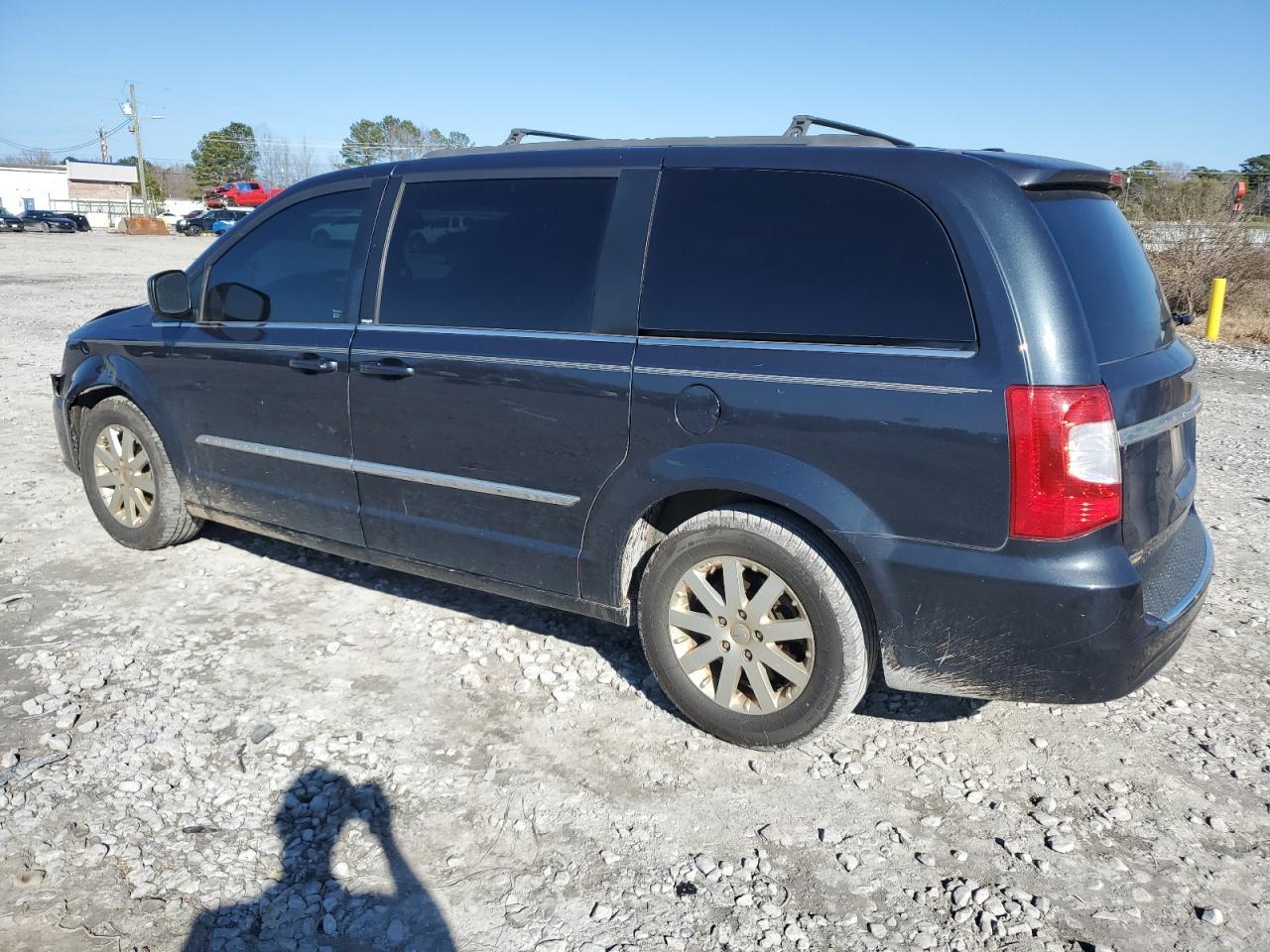 2014 CHRYSLER TOWN & COU - Image 2