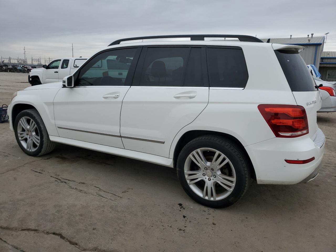 2014 MERCEDES-BENZ GLK 350 - Image 2