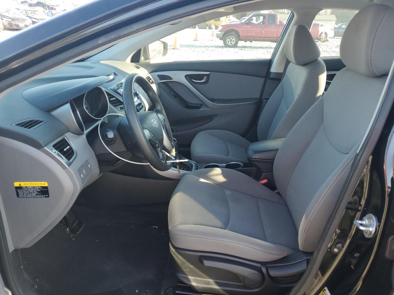 2014 HYUNDAI ELANTRA SE - Image 7