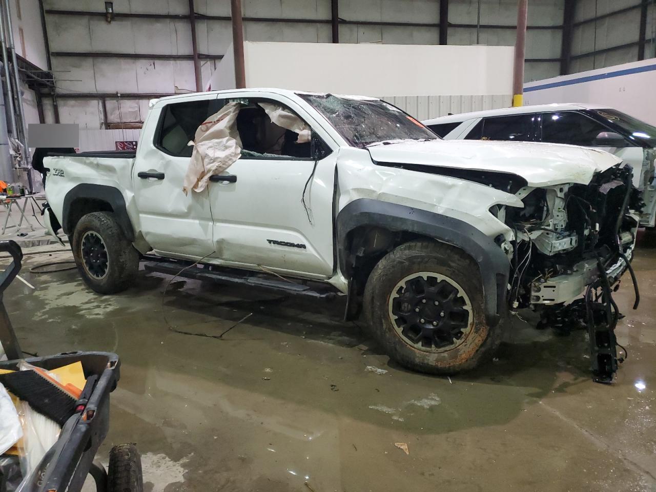 2024 TOYOTA TACOMA DOU - Image 4