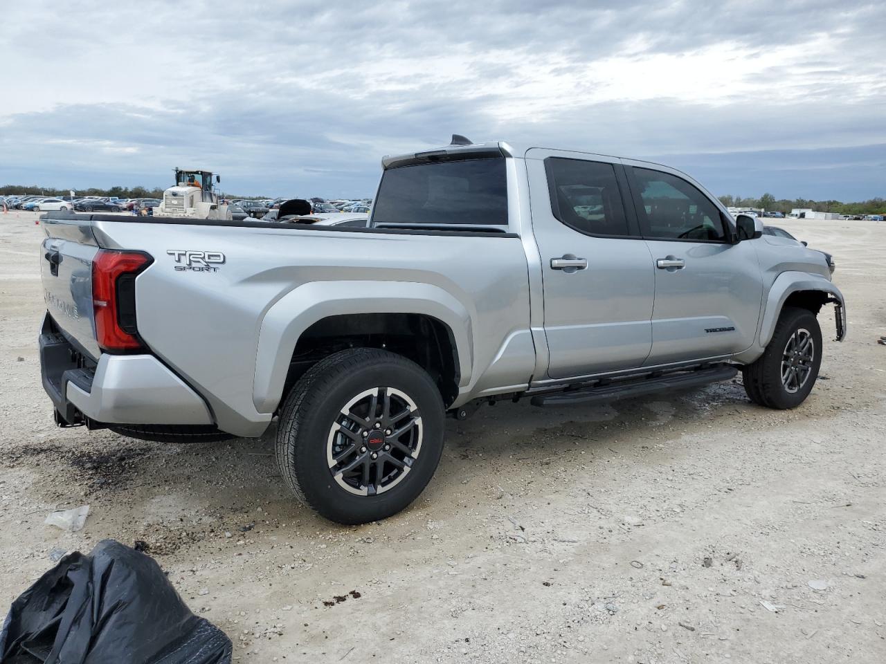 2024 TOYOTA TACOMA DOU - Фото 3
