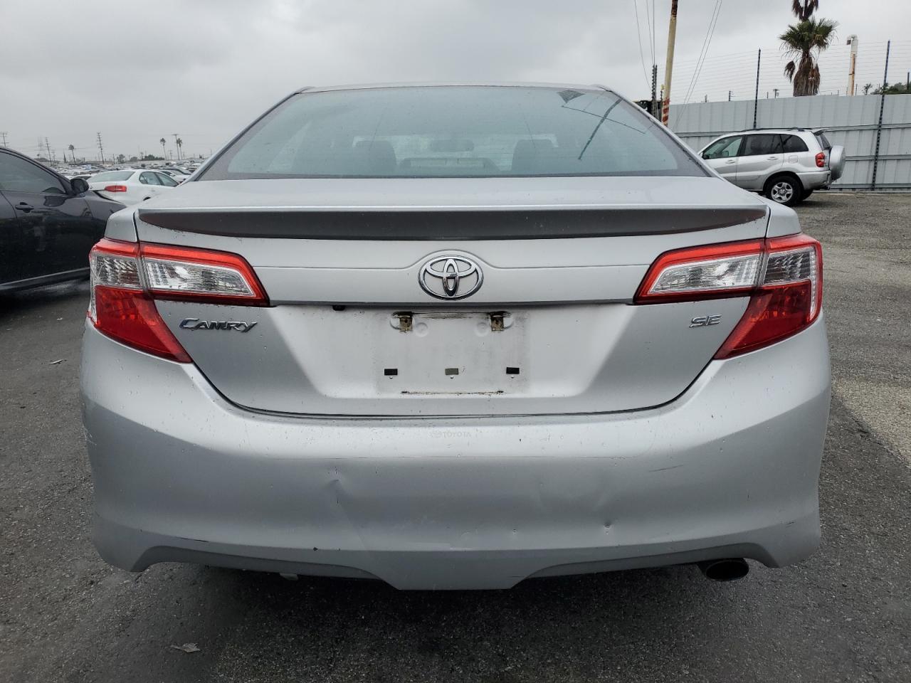 2014 TOYOTA CAMRY L - Фото 6