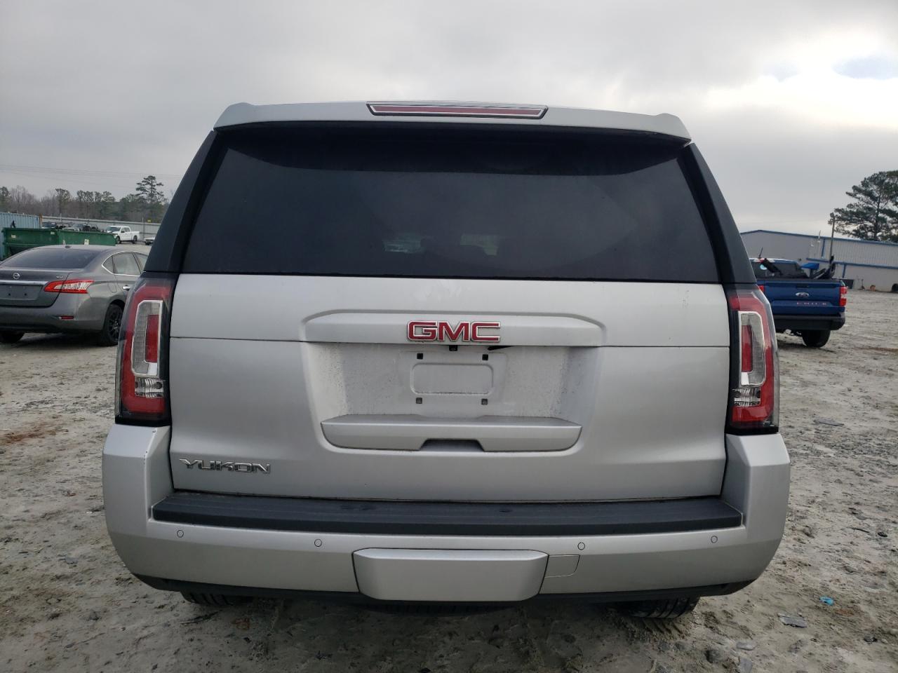 2016 GMC YUKON SLT - Фото 6