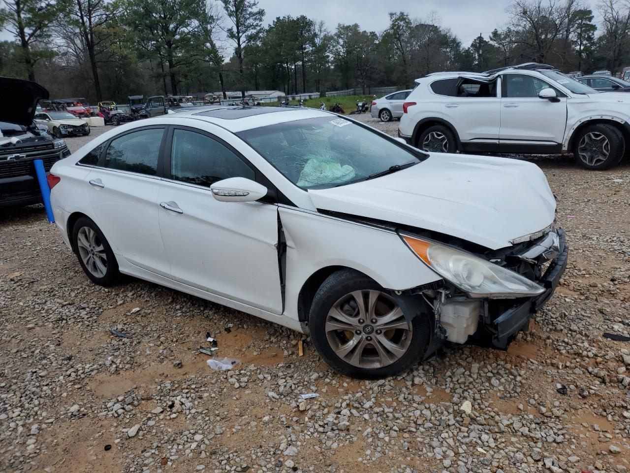 2011 HYUNDAI SONATA 2.0 - Image 4