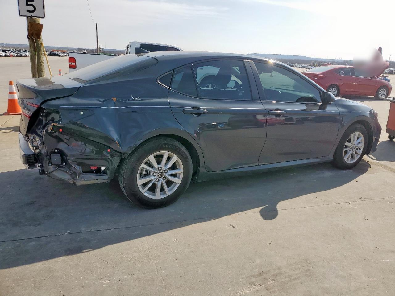2025 TOYOTA CAMRY XSE - Фото 3