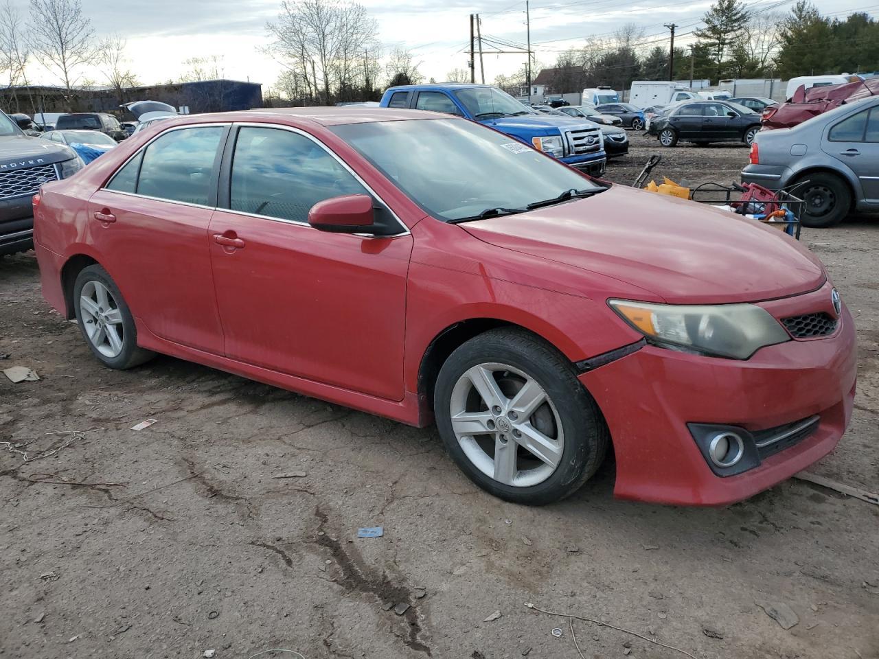 2013 TOYOTA CAMRY L - Фото 4