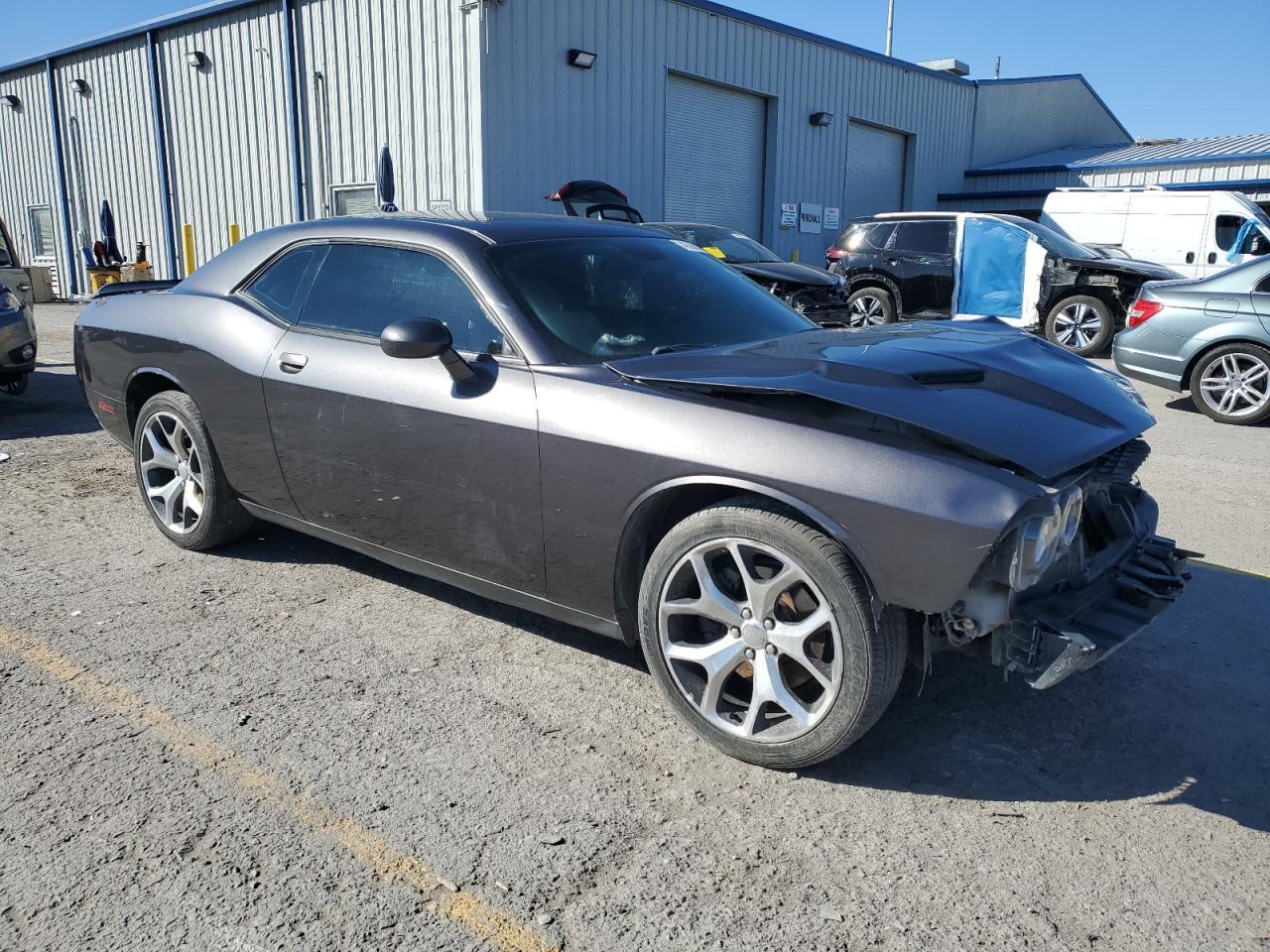 2015 DODGE CHALLENGER - Image 4
