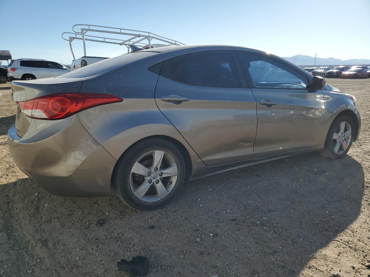 2013 HYUNDAI ELANTRA GL - Image 3