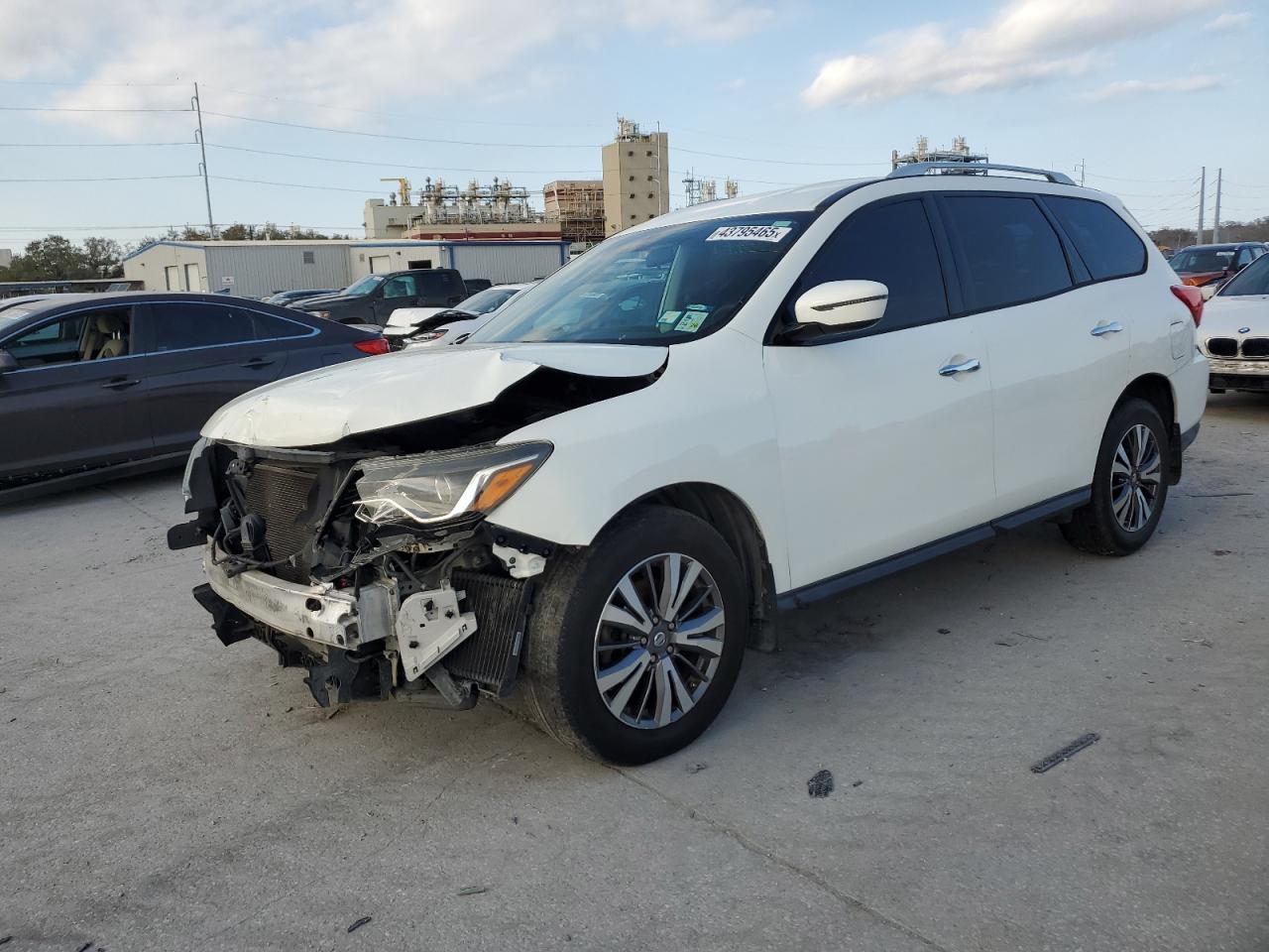 2017 NISSAN PATHFINDER