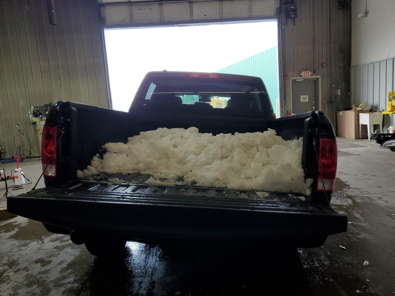 2017 RAM 1500 ST - Фото 6
