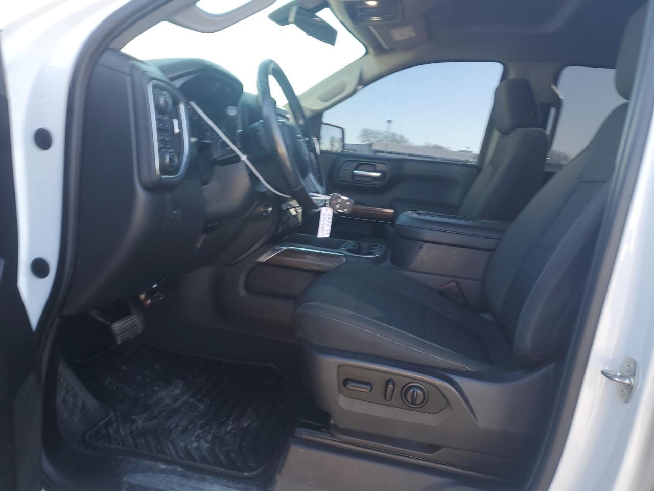 2021 CHEVROLET SILVERADO - Фото 7