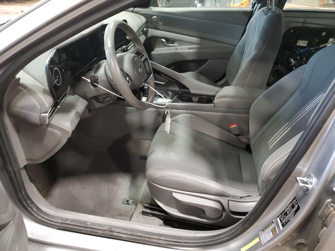 2022 HYUNDAI ELANTRA SE - Фото 7