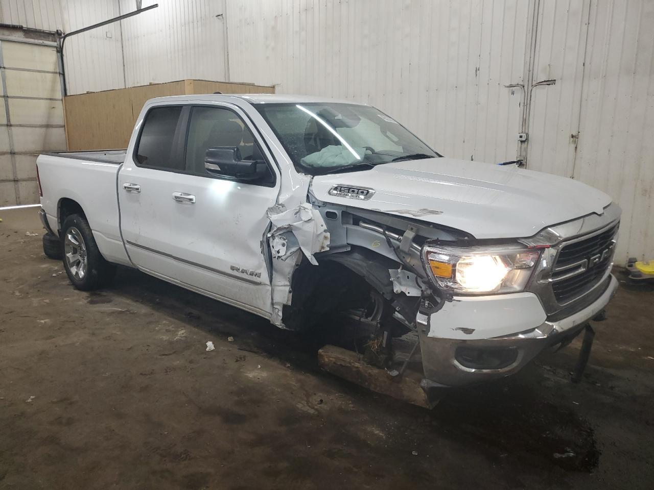 2019 RAM 1500 BIG H - Фото 4