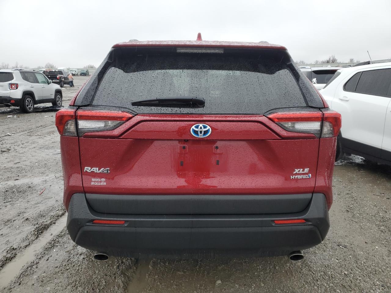 2022 TOYOTA RAV4 XLE P - Image 6
