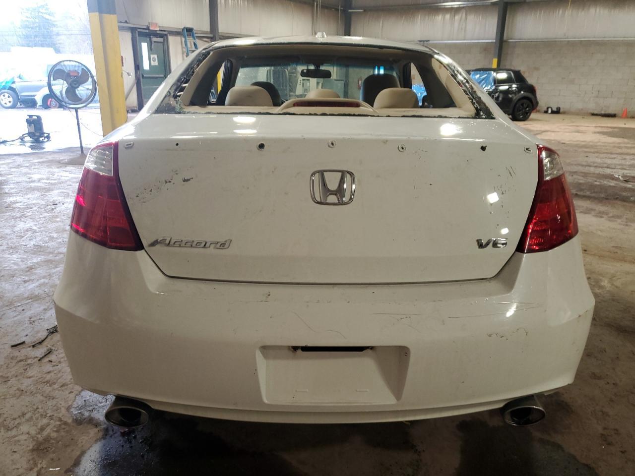2010 HONDA ACCORD EXL - Image 6