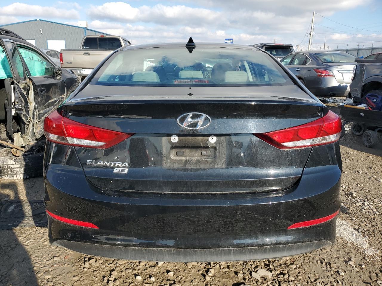 2017 HYUNDAI ELANTRA SE - Image 6