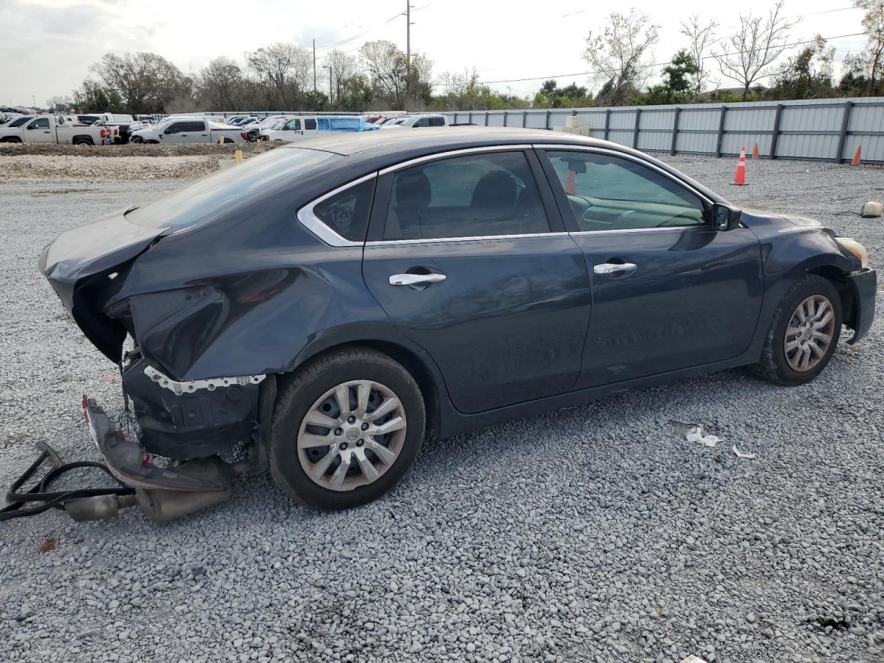 2013 NISSAN ALTIMA 2.5 - Фото 3