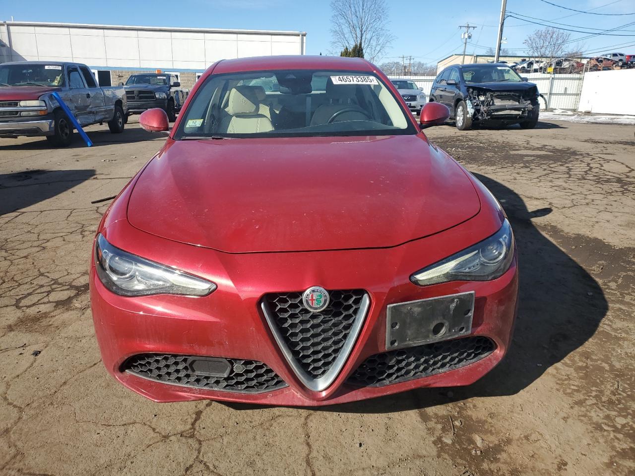 2017 ALFA ROMEO GIULIA TI - Фото 5