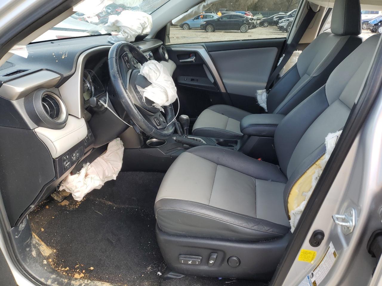2015 TOYOTA RAV4 LIMIT - Image 7