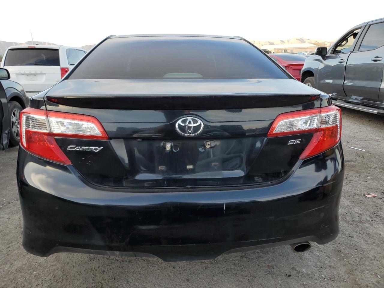 2014 TOYOTA CAMRY L - Image 6