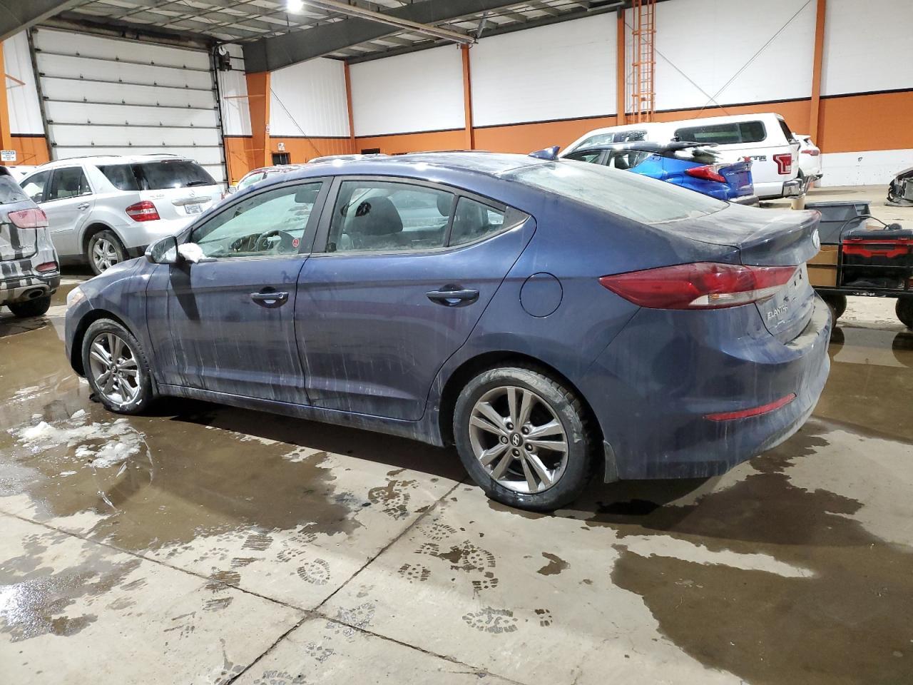 2018 HYUNDAI ELANTRA SE - Фото 2