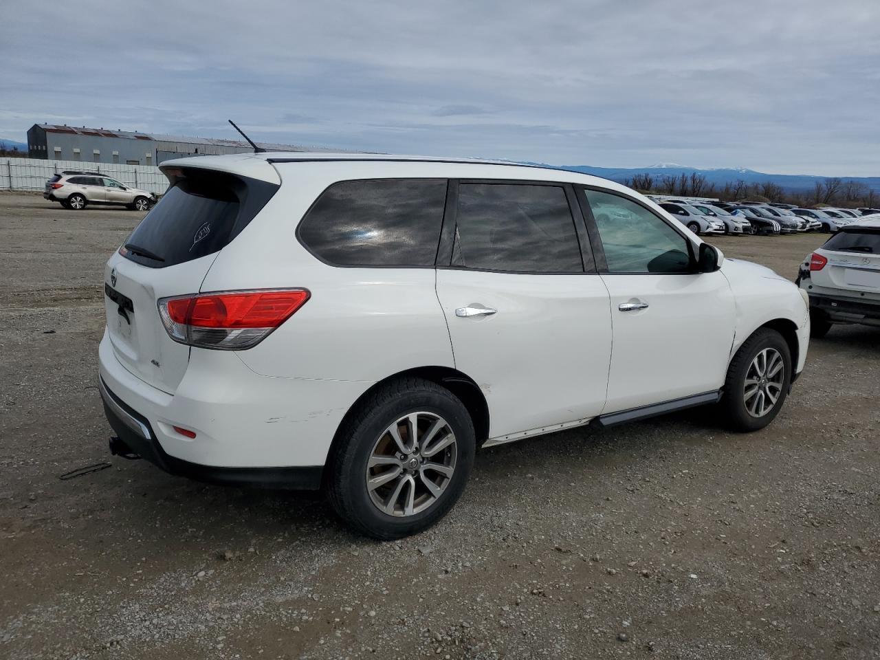 2013 NISSAN PATHFINDER - Image 3