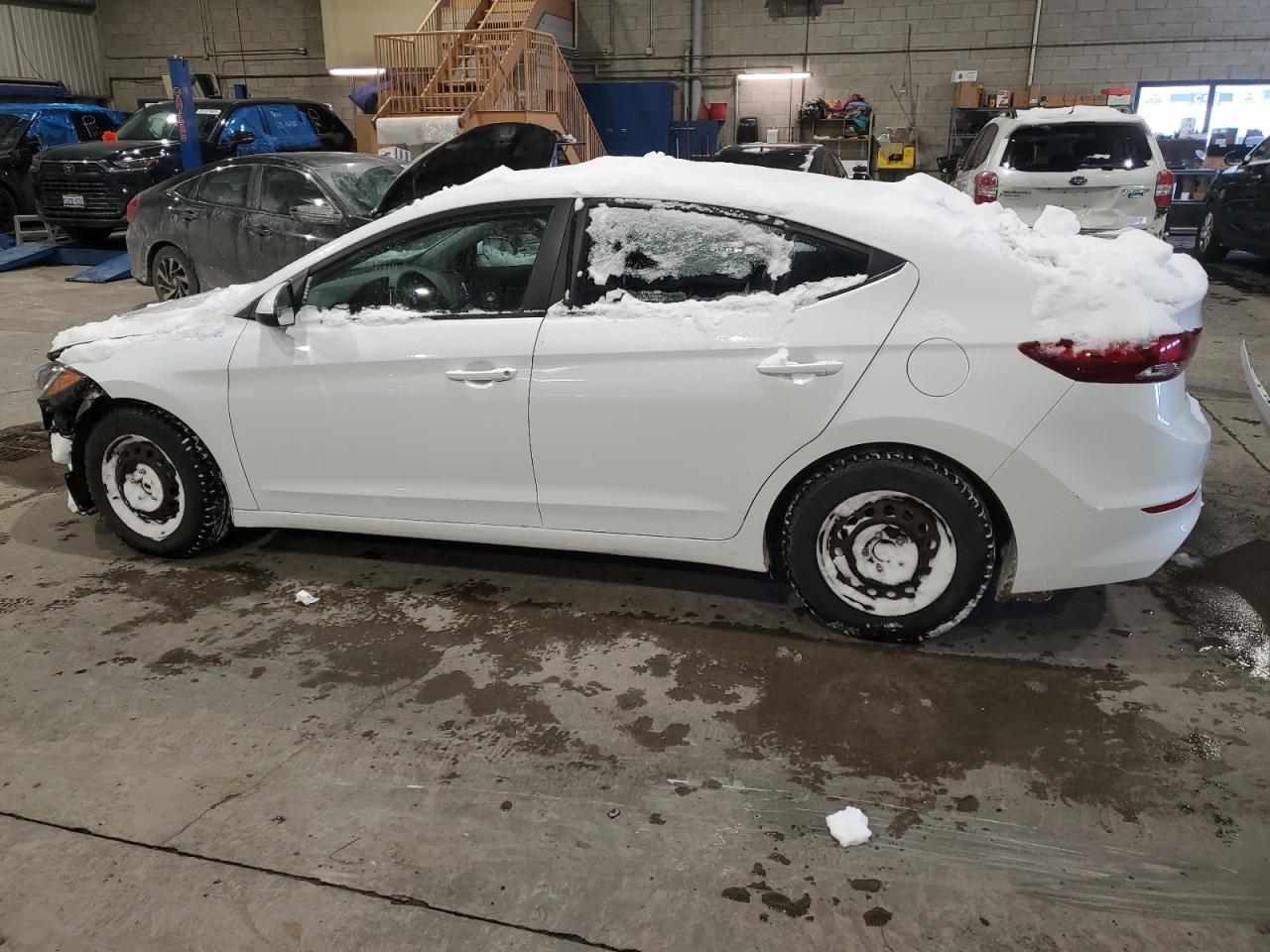 2017 HYUNDAI ELANTRA SE - Image 2