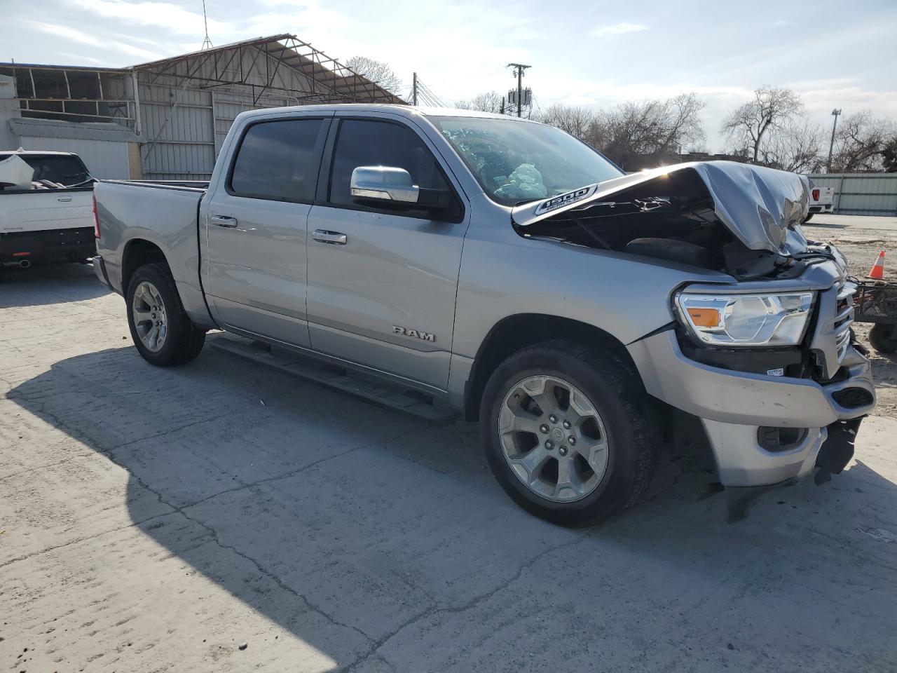 2019 RAM 1500 BIG H - Image 4