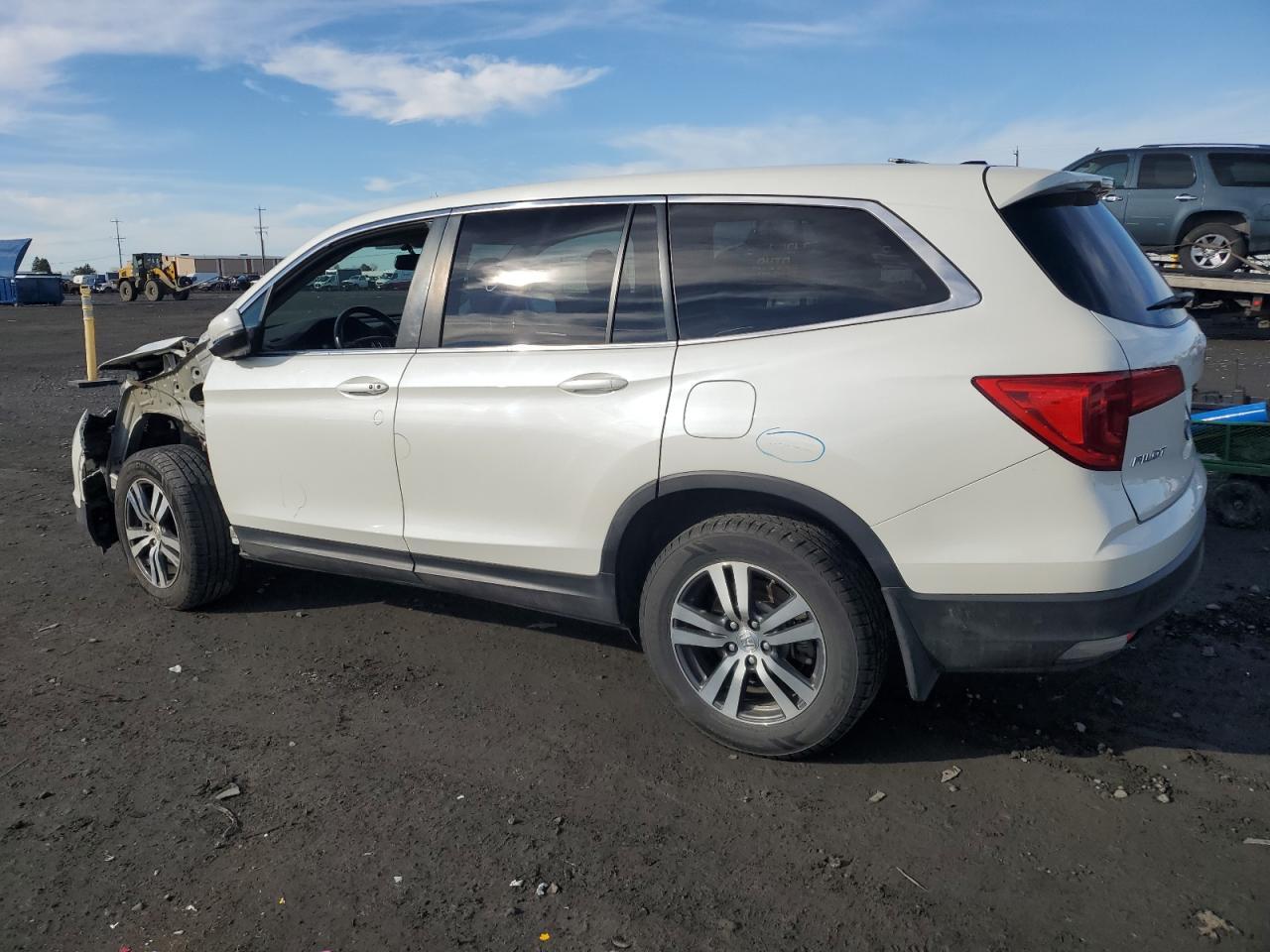 2017 HONDA PILOT EXL - Image 2