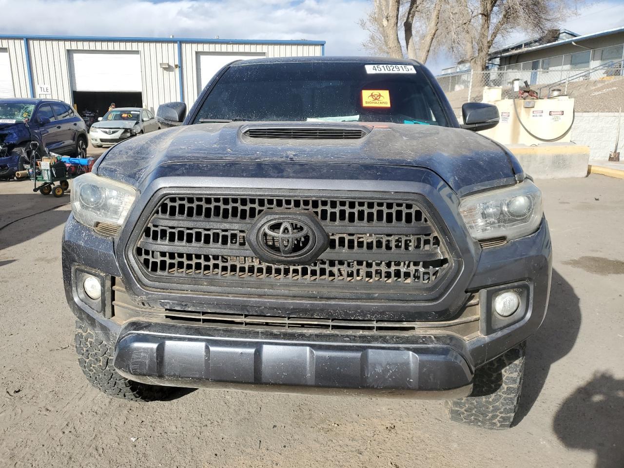 2016 TOYOTA TACOMA DOU - Фото 5