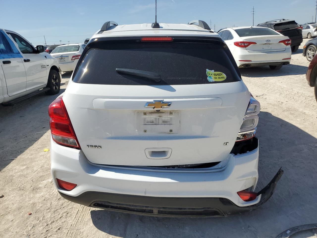 2019 CHEVROLET TRAX 1LT - Фото 6