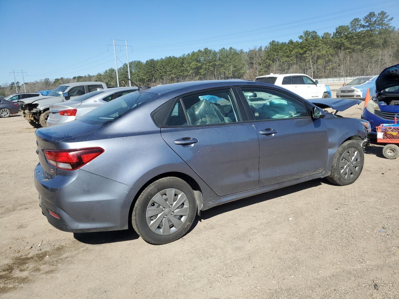 2020 KIA RIO LX - Фото 3