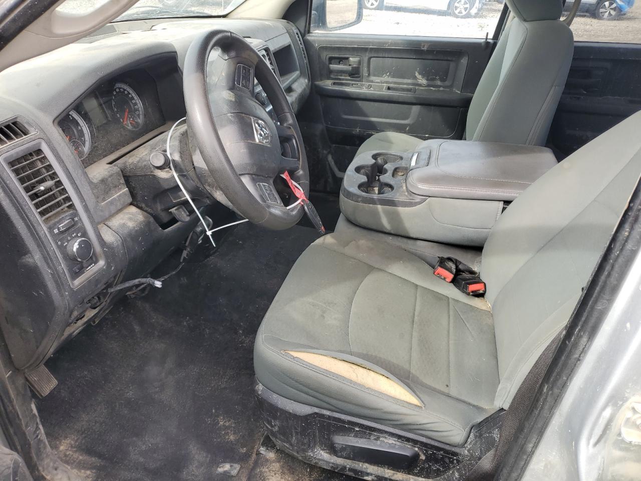 2015 RAM 1500 ST - Image 7
