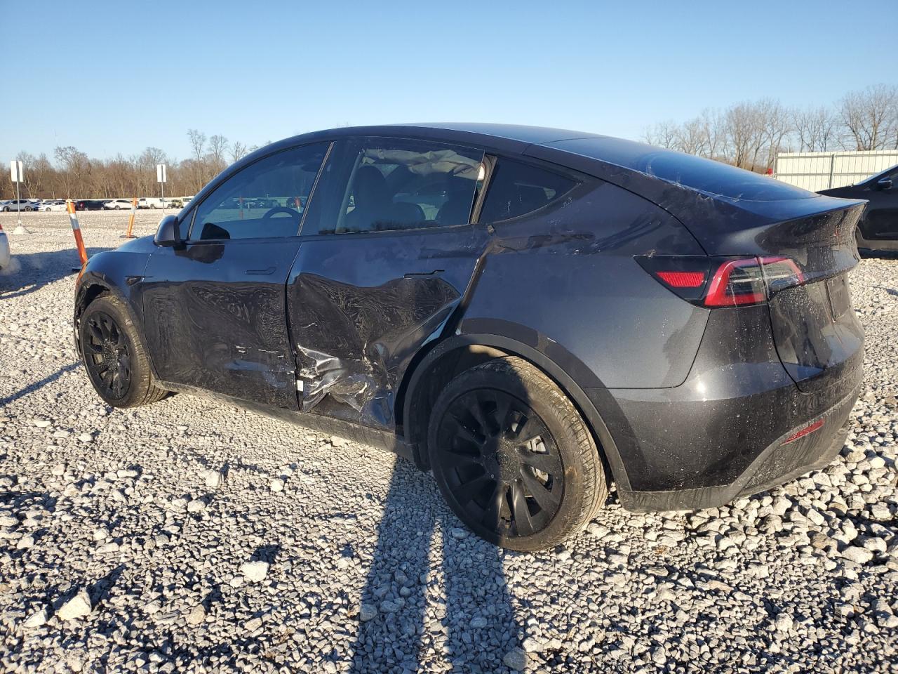2024 TESLA MODEL Y - Image 2