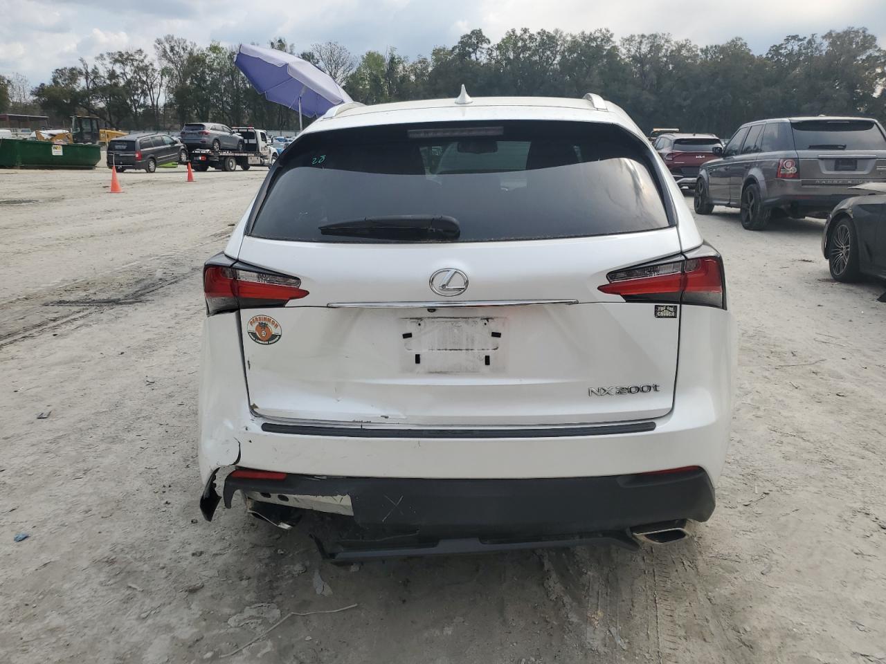 2017 LEXUS NX 200T BA - Фото 6