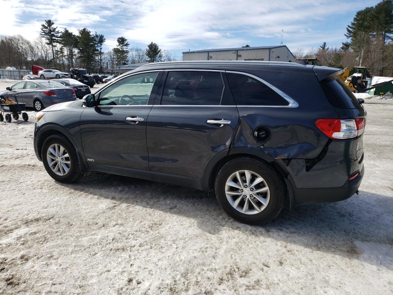 2016 KIA SORENTO LX - Image 2