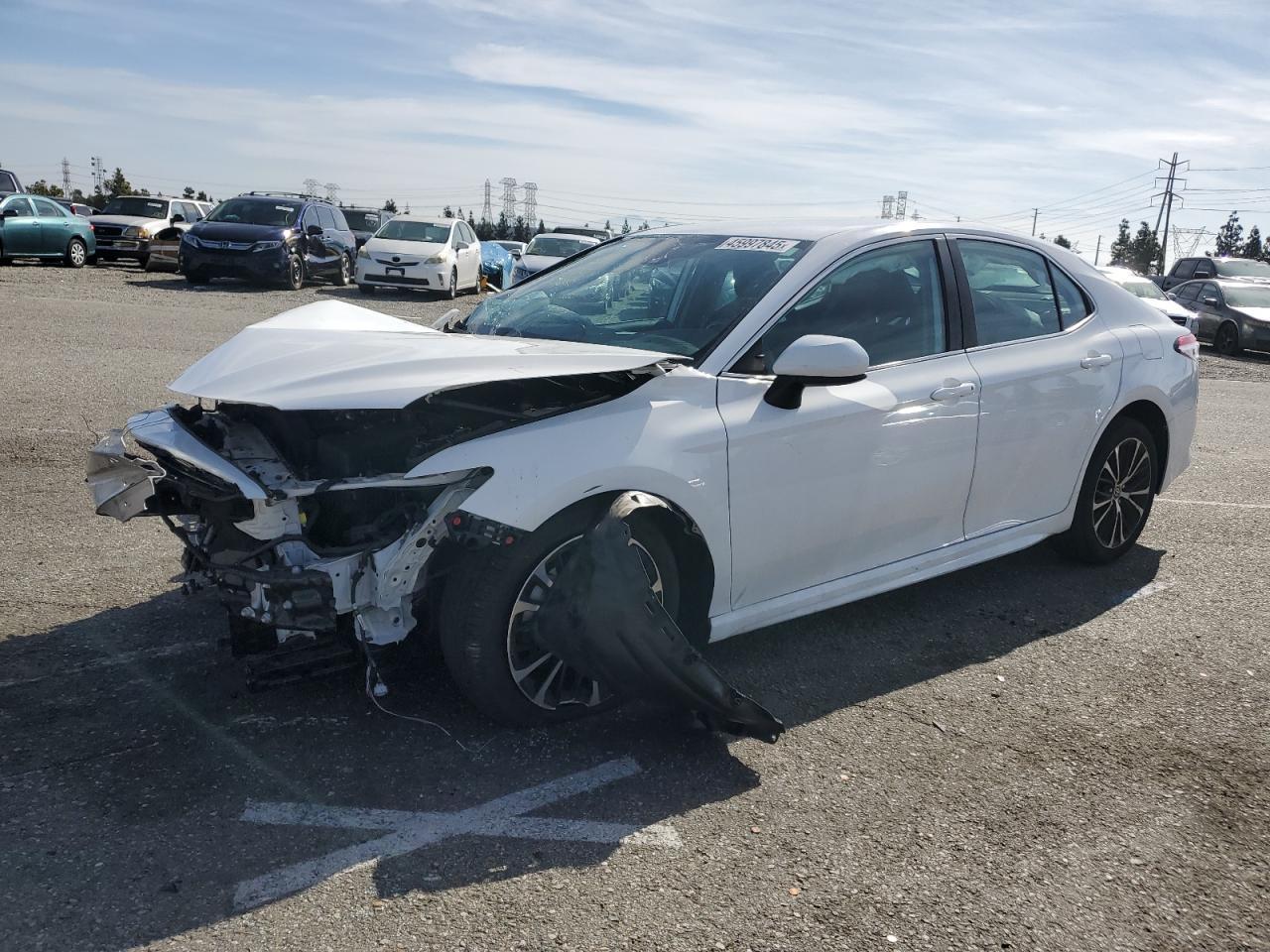 2020 TOYOTA CAMRY SE