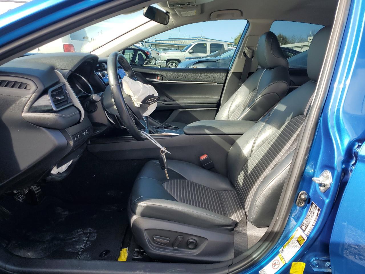 2019 TOYOTA CAMRY L - Image 7