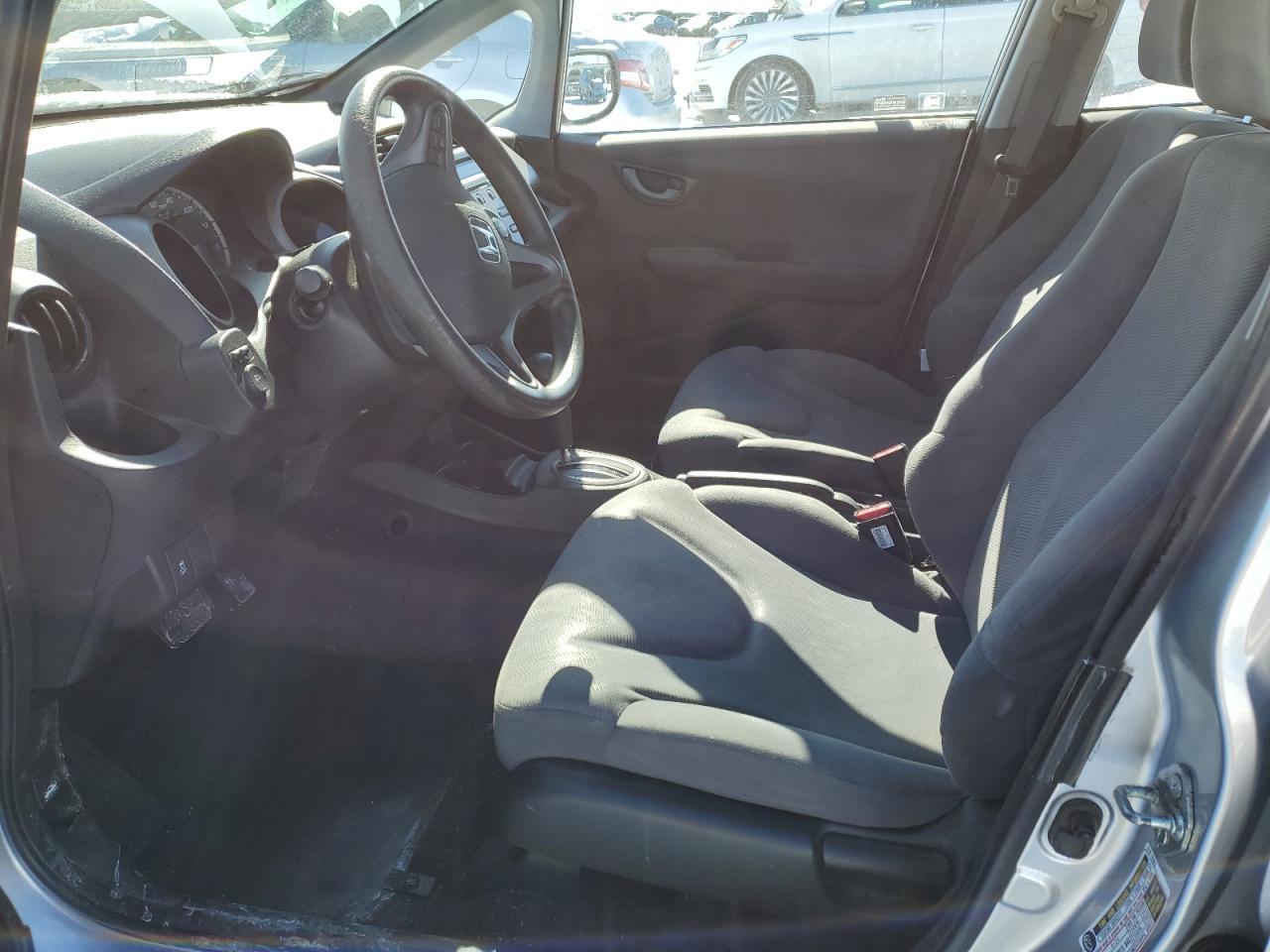 2011 HONDA FIT - Image 7