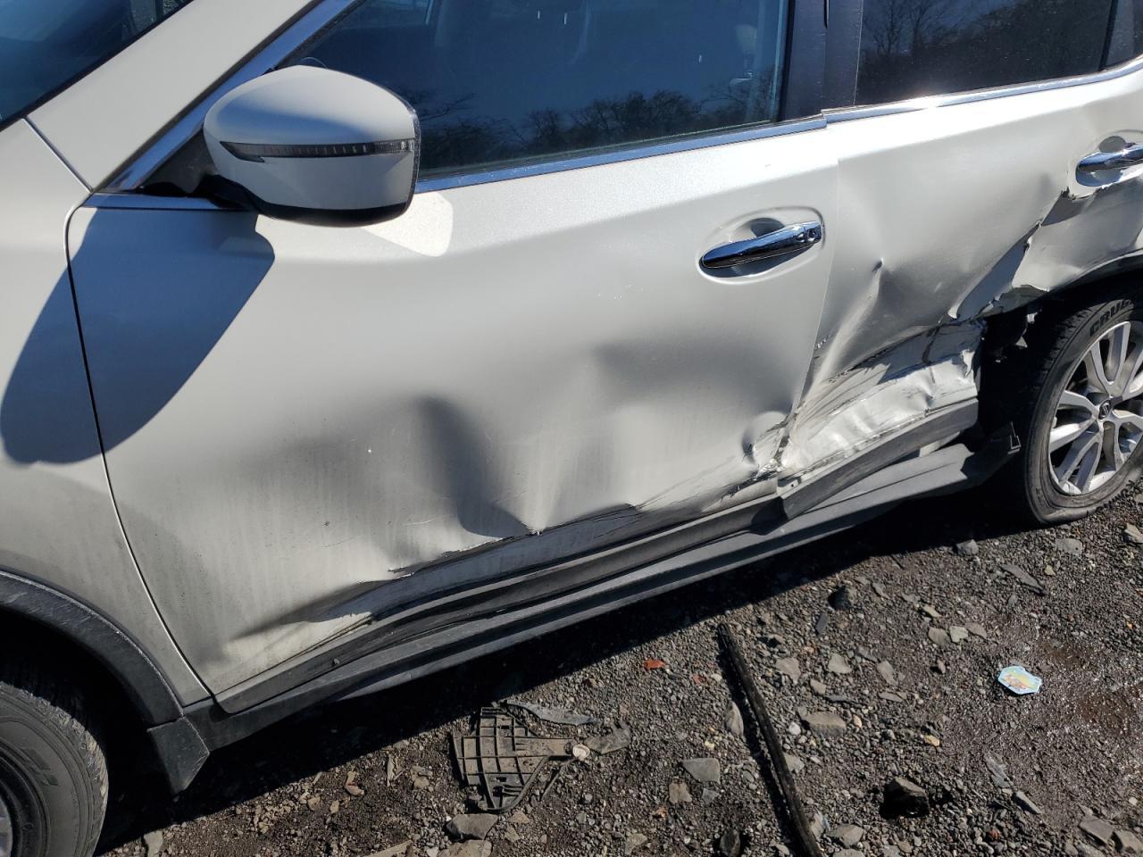 2018 NISSAN ROGUE S - Фото 7