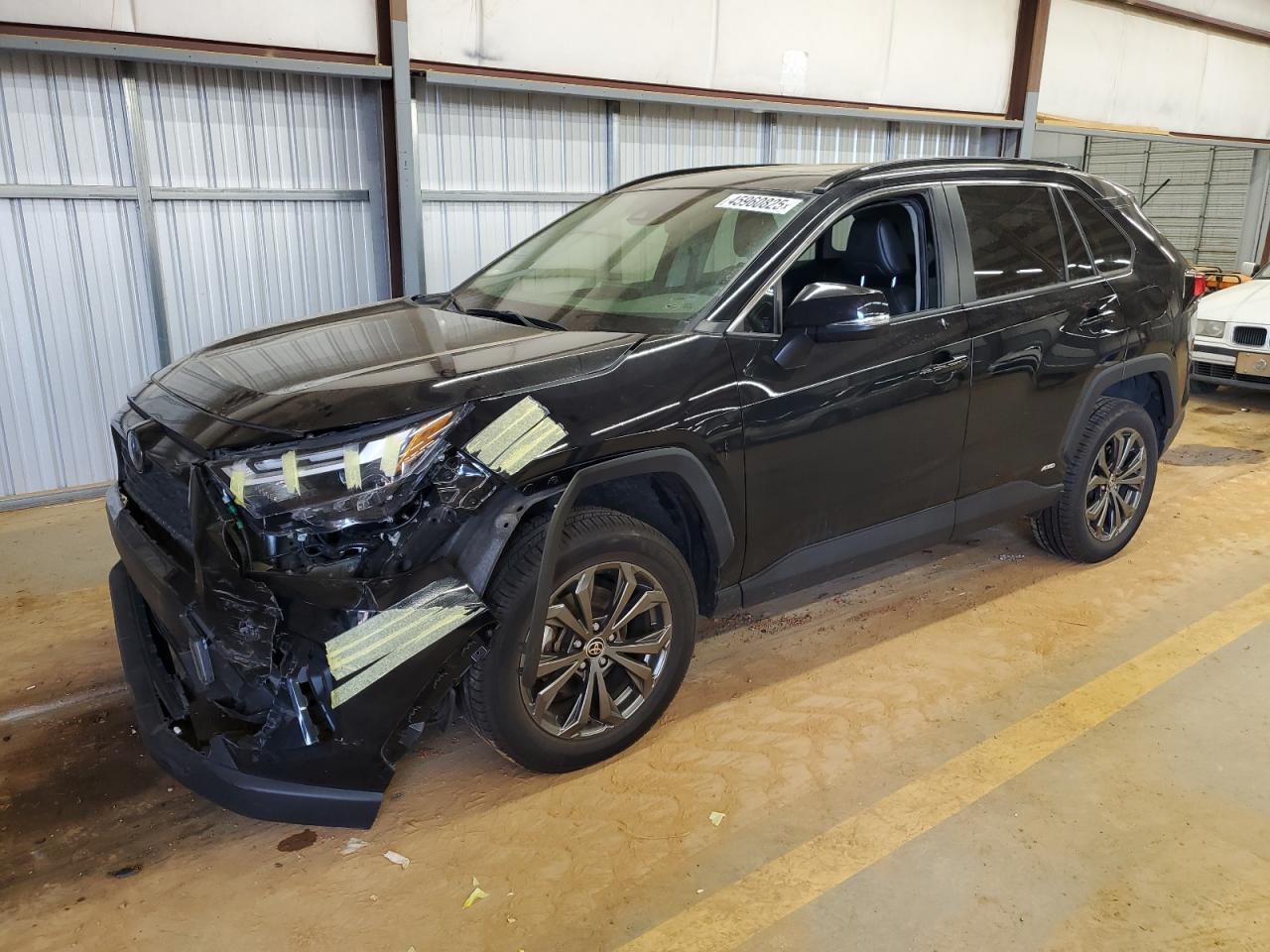 2022 TOYOTA RAV4 XLE P