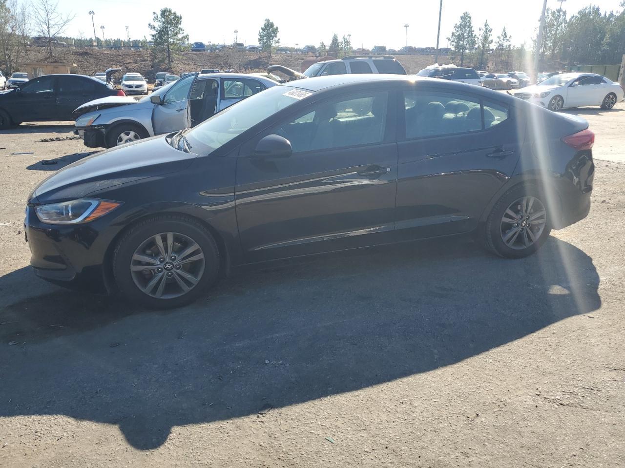 2018 HYUNDAI ELANTRA SE