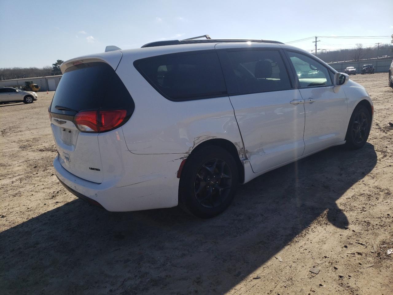 2020 CHRYSLER PACIFICA L - Image 3