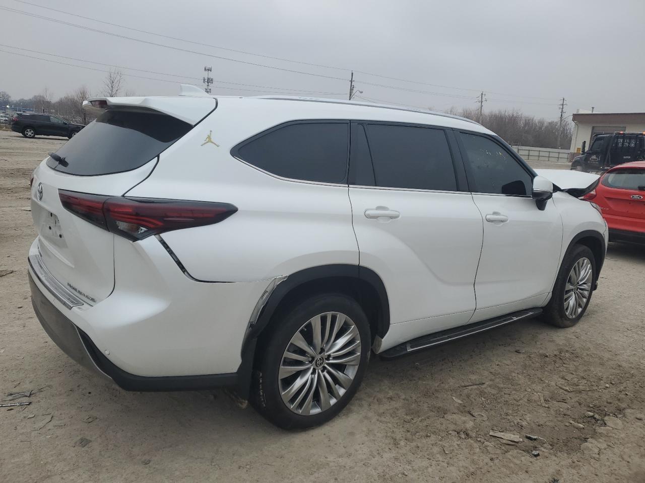 2024 TOYOTA HIGHLANDER - Фото 3