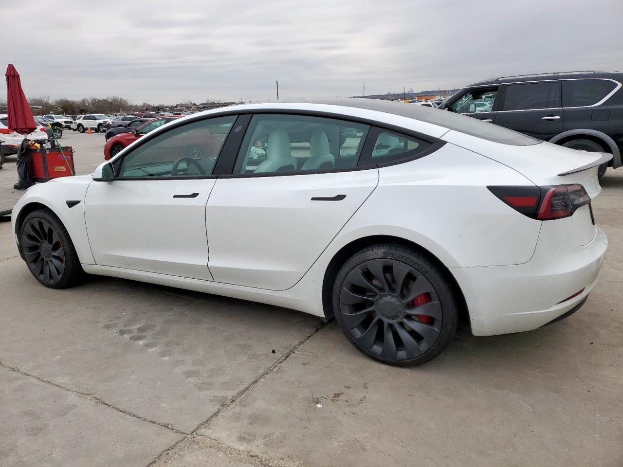 2023 TESLA MODEL 3 - Image 2